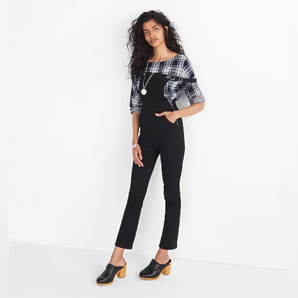 Madewell Women’s Cali Demi-Boot Overalls in Black Frost Size Medium